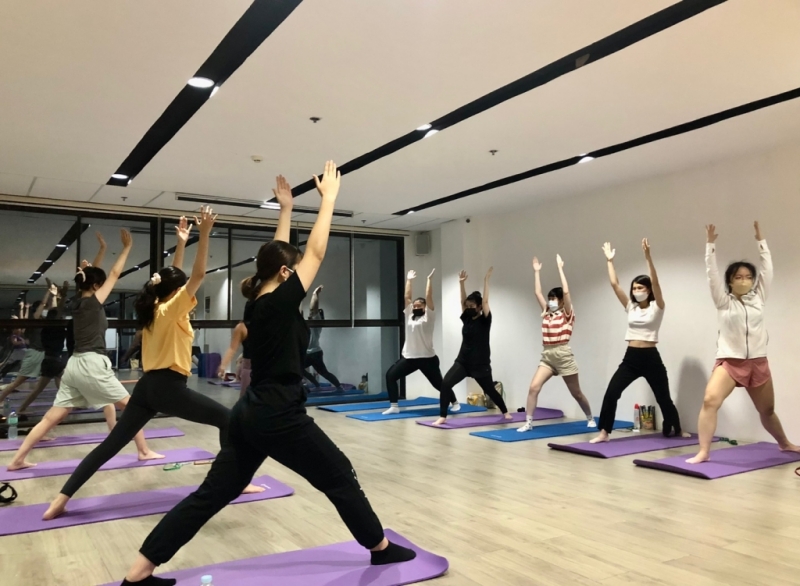 フィリピン留学 Cebu21 - EV Academy-Yoga-5